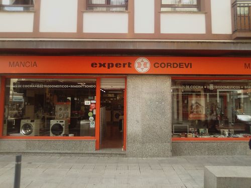 Expert Cordevi Mancia Las Arenas - Tel: 606 215 330